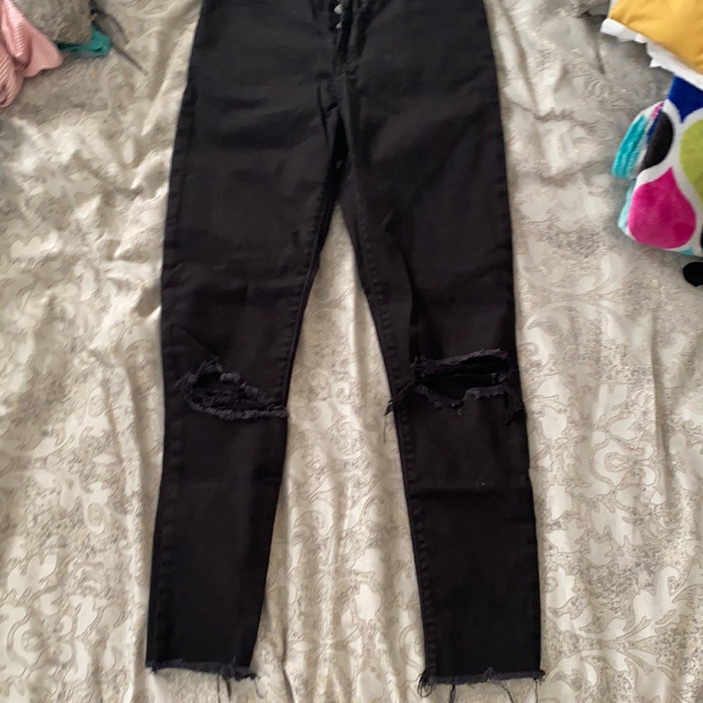Black Levi  Wedgie Skinny jeans. Double 00. Faded a little.
